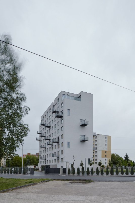 gutgut, Panelák v Rimavskej Sobote - foto