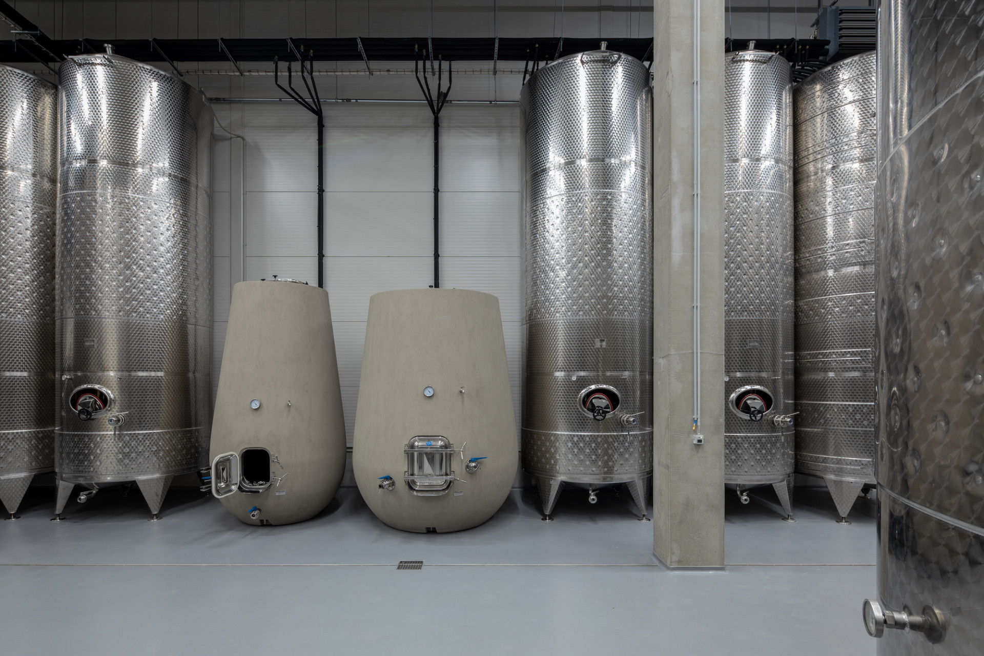 Sídlo Vinařství LAHOFER v Dobšicích u Znojma, Chybík+Krištof