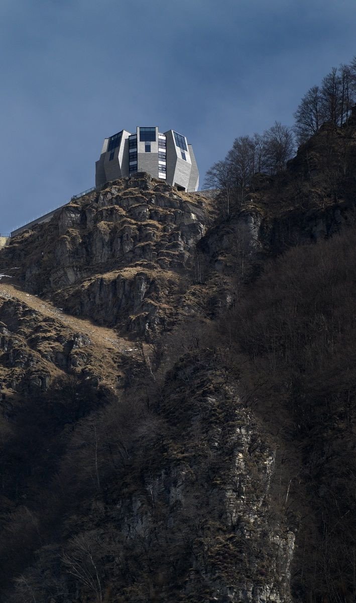 Restaurace Stone Flower, Mario Botta