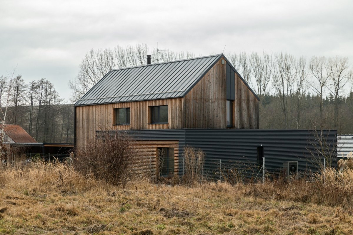 Rodinný dům od ATELIER KOSNAR v Řenči