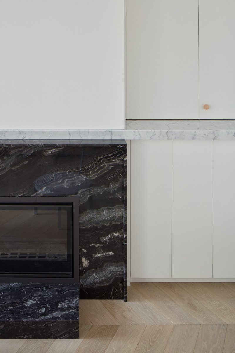 Rekonstrukce bytu na Starém Městě pražském od ateliéru Lenka Míková architekti