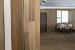 ADMONTER – dřevěné podlahy pro hotely, restaurace a kanceláře - foto