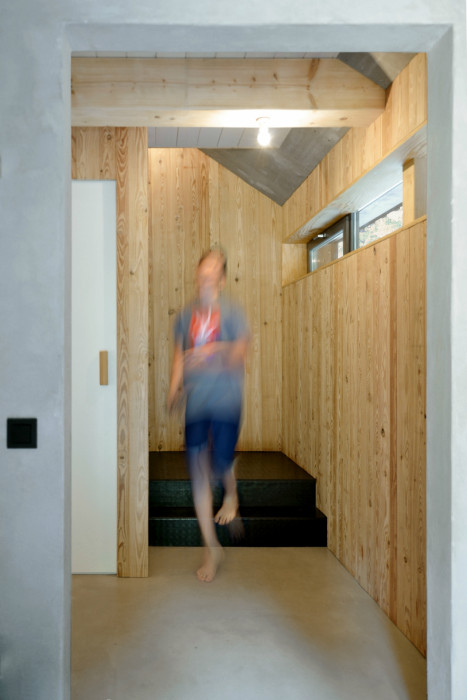 Dům pro rodinu tesaře, Architekti.in.