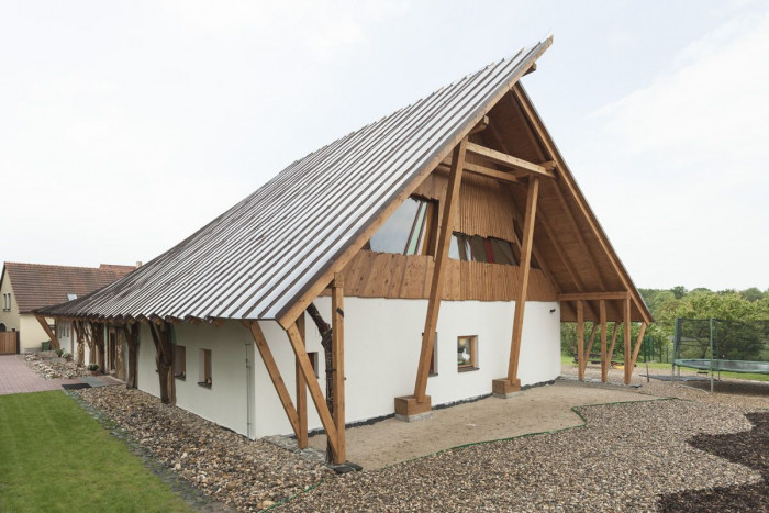 Atelier 8000 (Martin Krupauer, Jiří Střítecký), Mateřská škola v Dobříni - foto