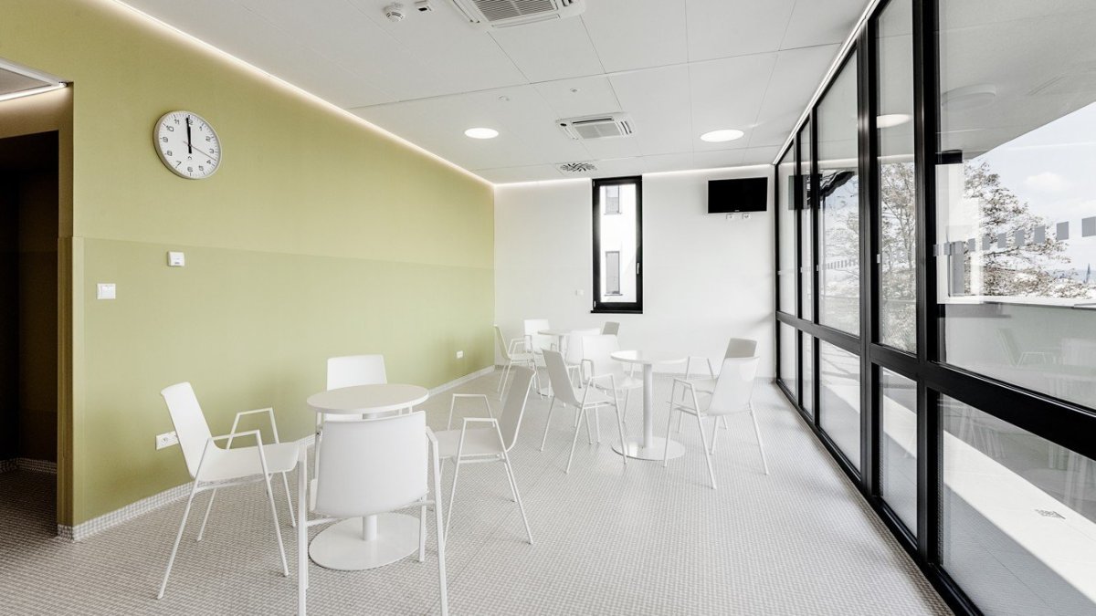 Novostavba II. Interní kliniky a geriatri v Olomouci, Adam Rujbr Architects