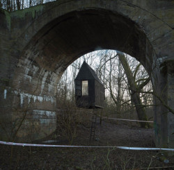 Létající černý dům, H3T architekti, foto