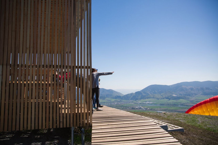 2021 architekti, LABAK, Lávka a prístrešok na Straníku – foto