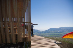 2021 architekti, LABAK, Lávka a prístrešok na Straníku – foto