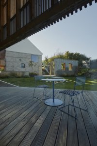 Proměna hospodářské usedlosti s mlýnem na Slovensku od RDTH architekti