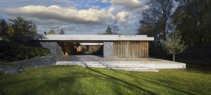 Pohled ze zahrady (Villa Lamella, A69 architekti)