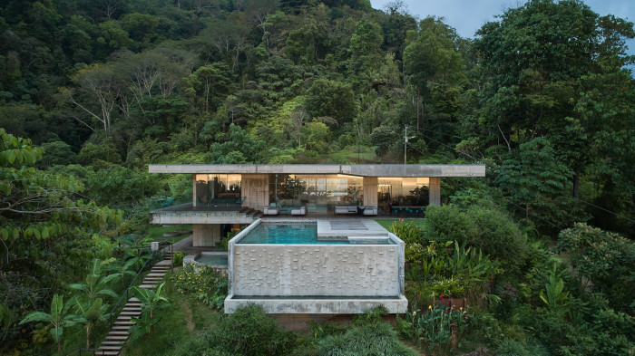 Art Villas Costa Rica, betonová Art Villa, Formafatal/ Dagmar Štěpánová + Refuel works/ Jan Skoupý, Zbyněk Ryška