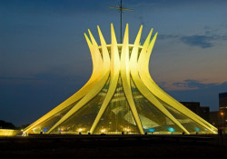 Katedrála Brasília, Oscar Niemeyer