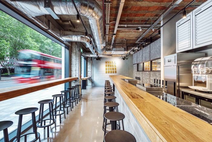 Tayēr | Elementary bar v Londýně od edit! architects