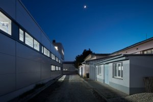 Výrobní a administrativní objekt firmy Pilana Karbid v Hulíně, Ellement architects