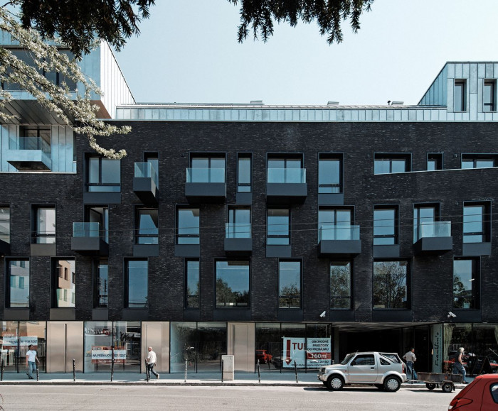 gutgut, JRKVC, DUN / Bytový dom na Dunajskej – foto