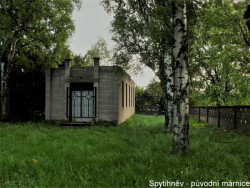 Smuteční síň ve Spytihněvi, Ivan Bergmann - původní podoba márnice