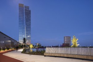 Vodní plocha a běžecká dráha dlouhá více než 500 metrů jsou určeny pro rekreaci
