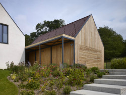 Vidiecky dom J, ARCHITEKTI Mikulaj & Mikulajova,