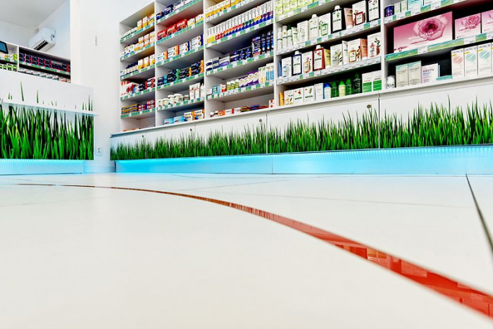 Adam Rujbr Architects, Lékárna Korunka Veveří - foto