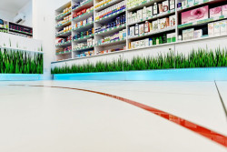 Adam Rujbr Architects, Lékárna Korunka Veveří - foto