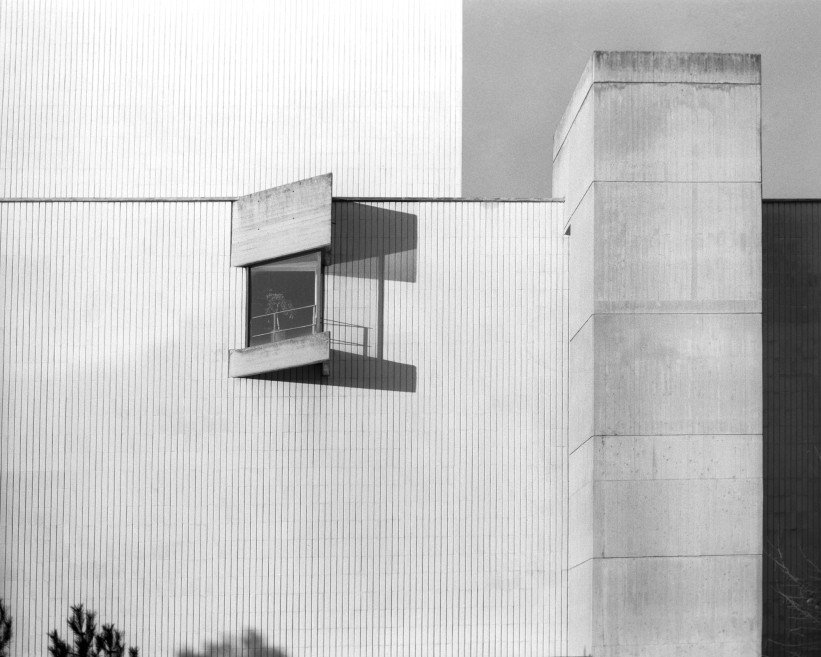 Dům umění v Piešťanech od Ferdinanda Milučkého, 1968-1979. Foto: Lucia Kuklišová, zdroj: SOS Brutalism