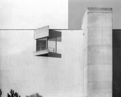 Dům umění v Piešťanech od Ferdinanda Milučkého, 1968-1979. Foto: Lucia Kuklišová, zdroj: SOS Brutalism