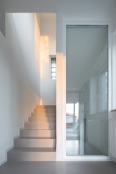 Rekonstrukce rodinného domu v Šaĺe na Slovensku od Bakyta architekti