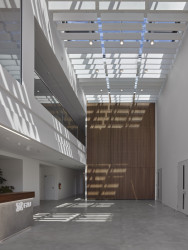 Studio Bogle Architects navrhlo novou budovu Fyzikálního ústavu Akademie věd České republiky na pražském Ládví