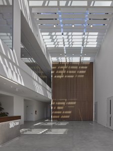 Studio Bogle Architects navrhlo novou budovu Fyzikálního ústavu Akademie věd České republiky na pražském Ládví