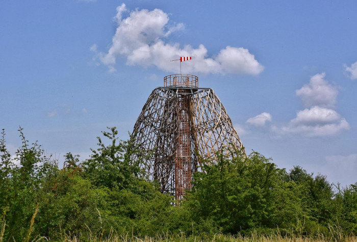 Věž Doubravka, Huť architektury Martin Rajniš