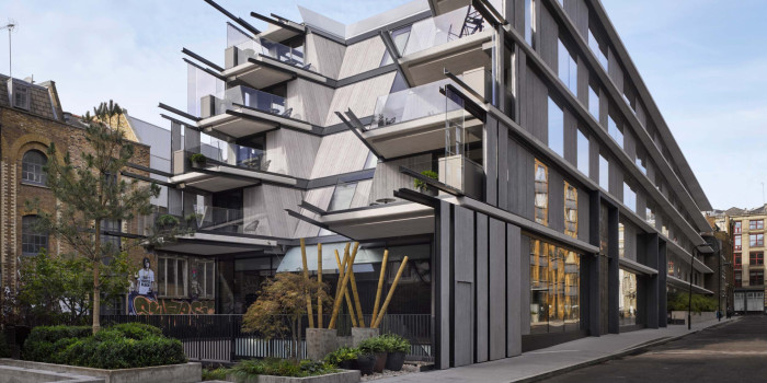 Nobu Hotel Shoreditch v Londýně od studia Ben Adams Architects