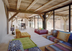 Thomas Kröger Architekten, rekonstrukce stodoly ve Fergitz, foto