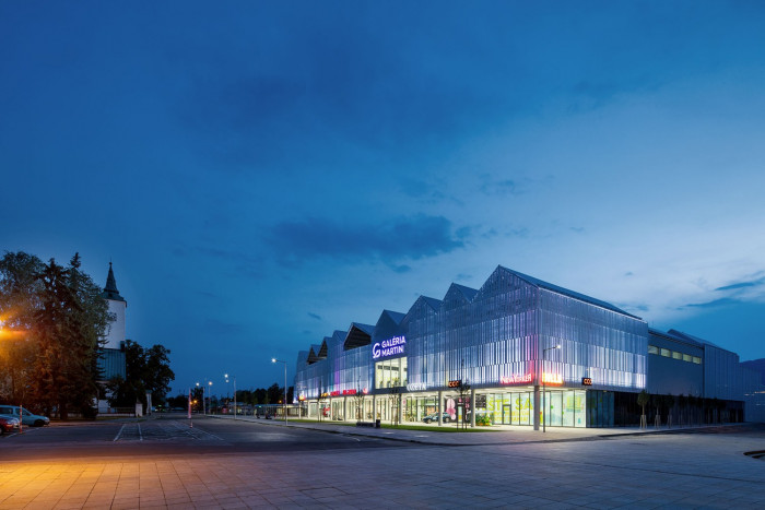 Přestavba obchodního domu Prior na Galérii Martin od A8000