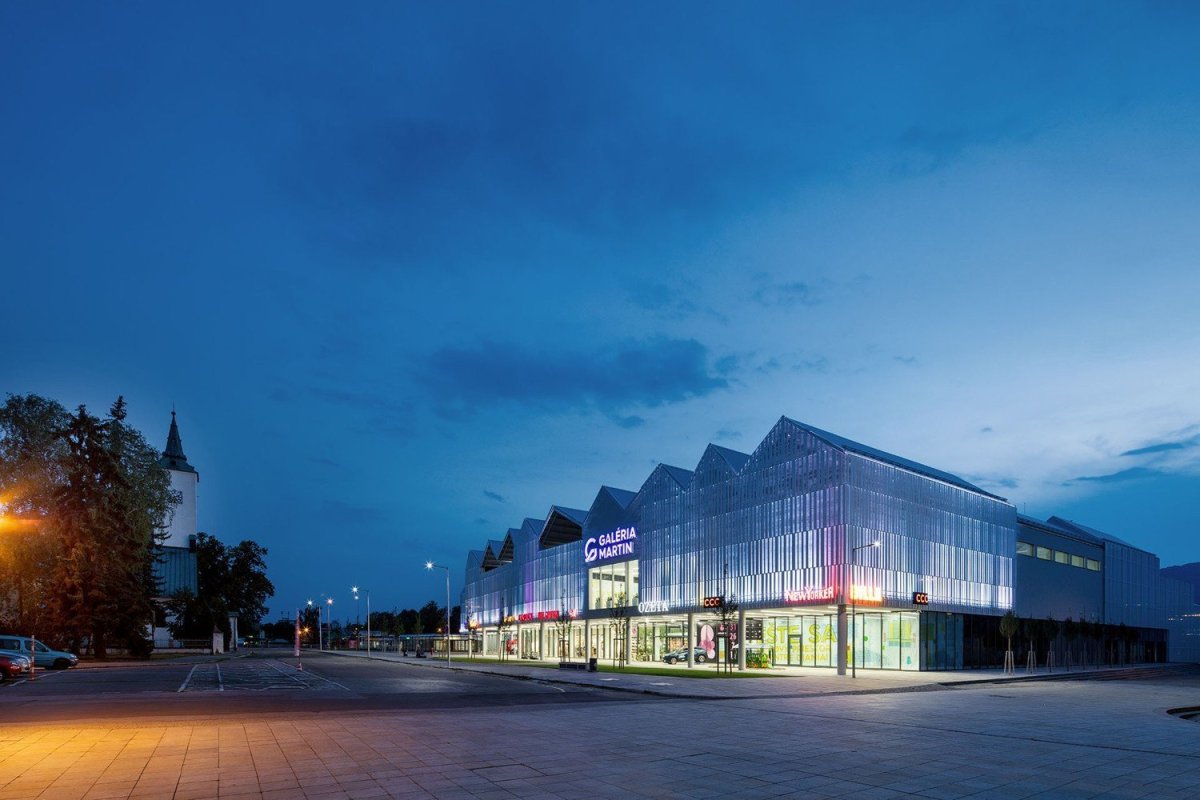 Přestavba obchodního domu Prior na Galérii Martin od A8000
