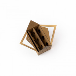 3. místo v kategorii High School a zároveň Speciální Cena Inovačního Centra Model Group - Eggs with a Story, designérka Kateřina Hovorková