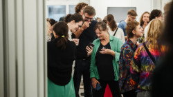 Architektka Blanka Solár vystavuje v Galerii Mini na brněnské Fakultě architektury expozici Hřbitov bez hrobů; pietní biocentrum?