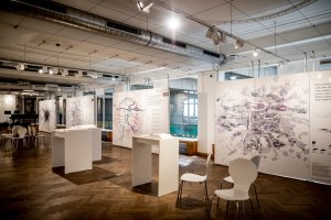 Expozice výstavy Ideální Velká/ Malá Praha, 1919/ 2019 v Galerii Lucerna.