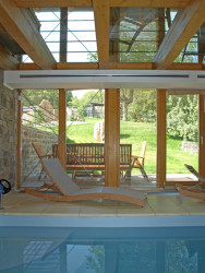 Dům v sadu, Radek Hadrbolec.