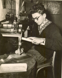 Historické fotografie - výroba těsnění