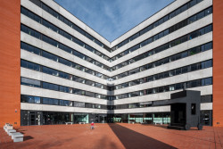 Nová budova ČVUT v Praze – 10 let od otevření, Alena Šrámková, Lukáš Ehl, Tomáš Koumar