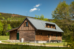 Oddílová chata Wikov SKI Skuhrov - zdroj foto