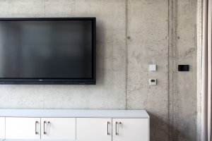 Společnost REHAU představuje produkt NEA SMART 2.0 - modulární regulační systém s LED Matric.
