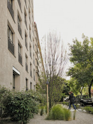 Bytový dům Račianska, GutGut