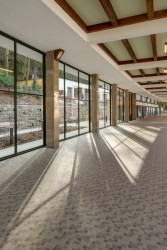 Lázeňská kolonáda v Luhačovicích prošla kompletní obnovou do původního stavu z přelomu 40. a 50. let 20. století. Foto: RAKO