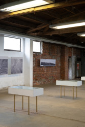 Expozice v Rudé věži smrti, studio COSMO: Návštěvník najde také informace o všem, co se zde dělo.