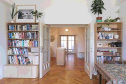 3+1 v pražských Vršovicích navrhly architektky ze studia Schwestern. (Byt ve Vršovicích, Schwestern)