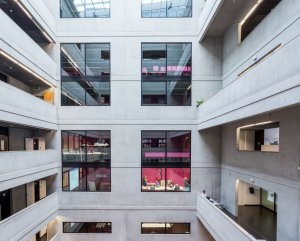 Nová budova Fakulty architektury ČVUT, stav z roku 2018, Alena Šrámková