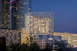 Louis Paillard, Skylight tower