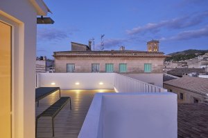 Činžovní dům Carrer Del Sol N° 3, KRESINGS