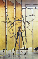 Plastika Každý má právo na vzdělání z EXPO 58 v Bruselu